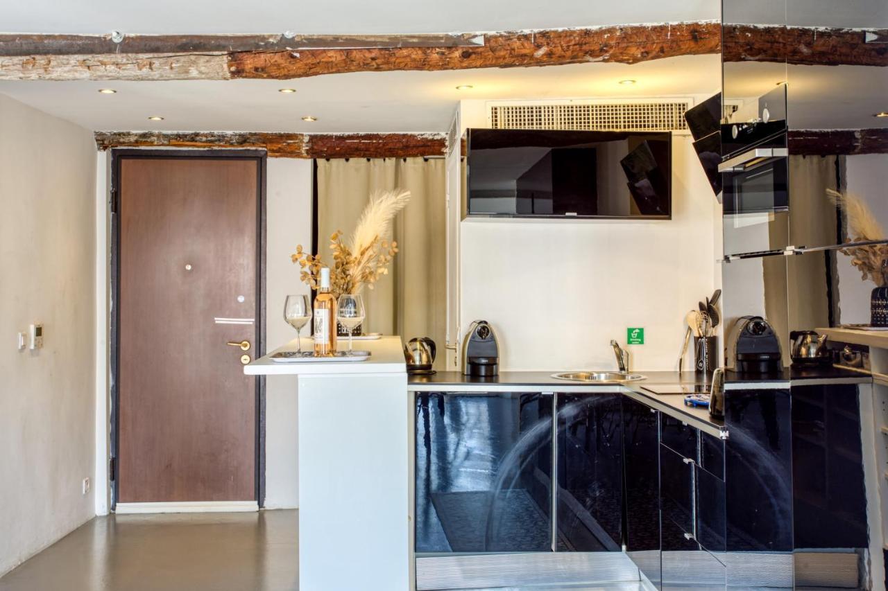 Ross 5- F2, Lumineux, Balcon, Loft, Clim, Vieux-Niza Exterior foto